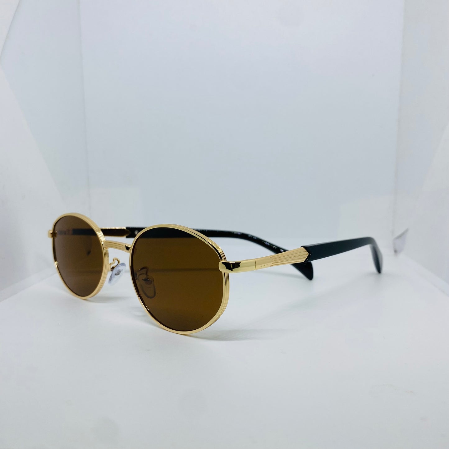 GOLD WITH BROWN