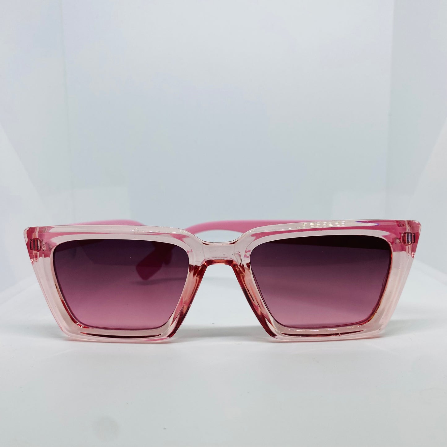 TRANSPARENT PINK