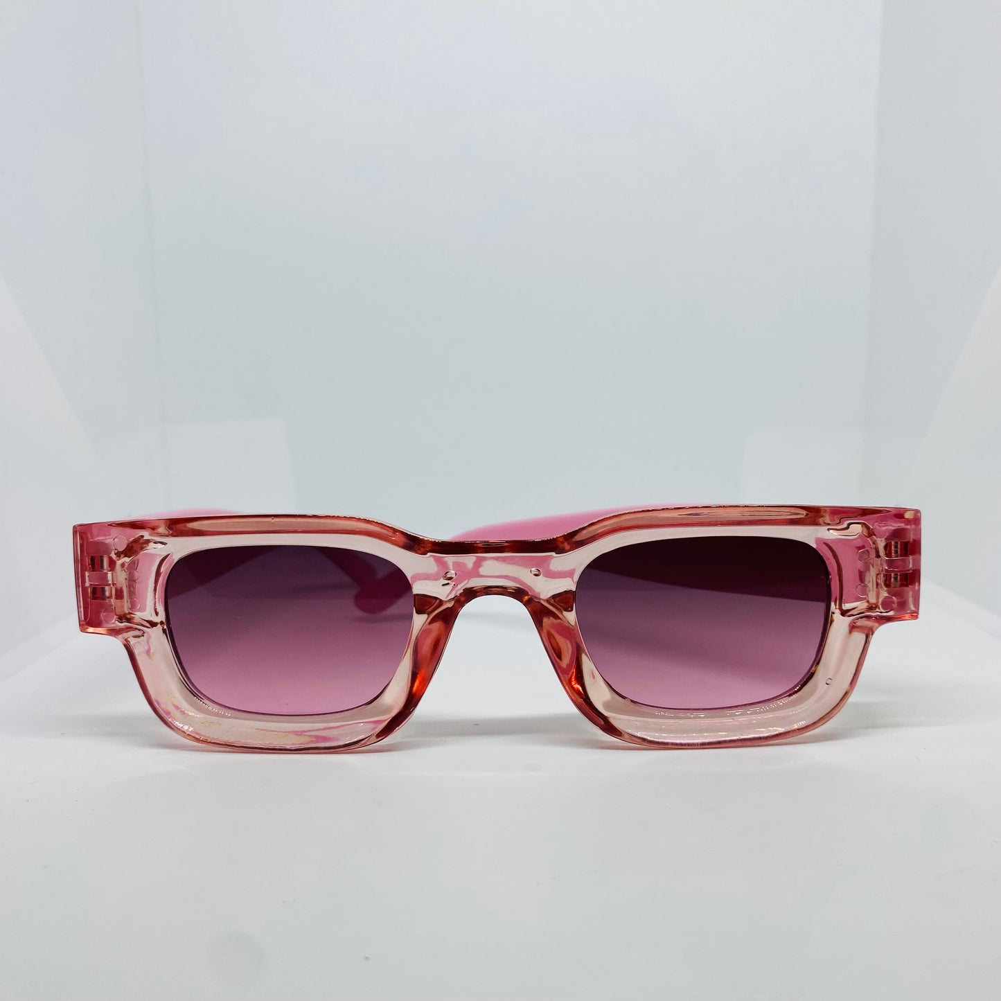 TRANSPARENT PINK
