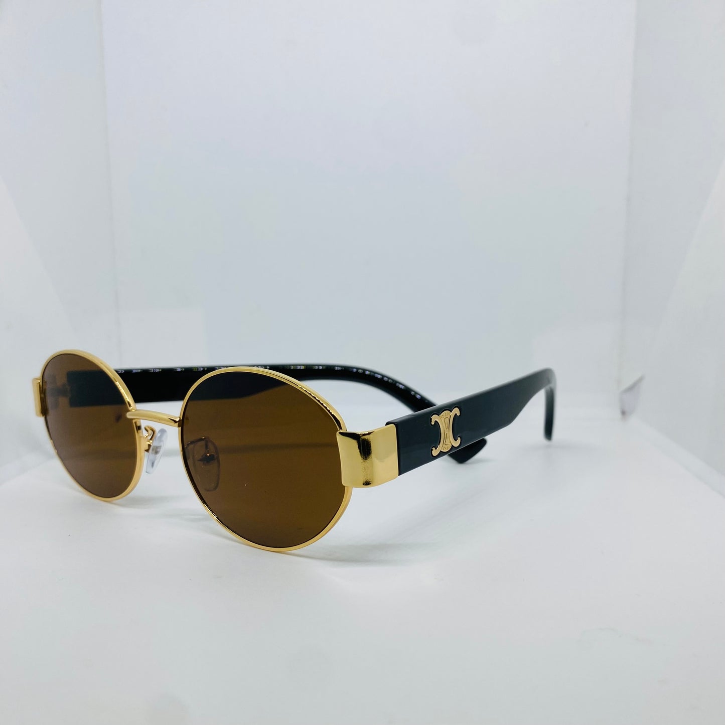 GOLD WITH BROWN