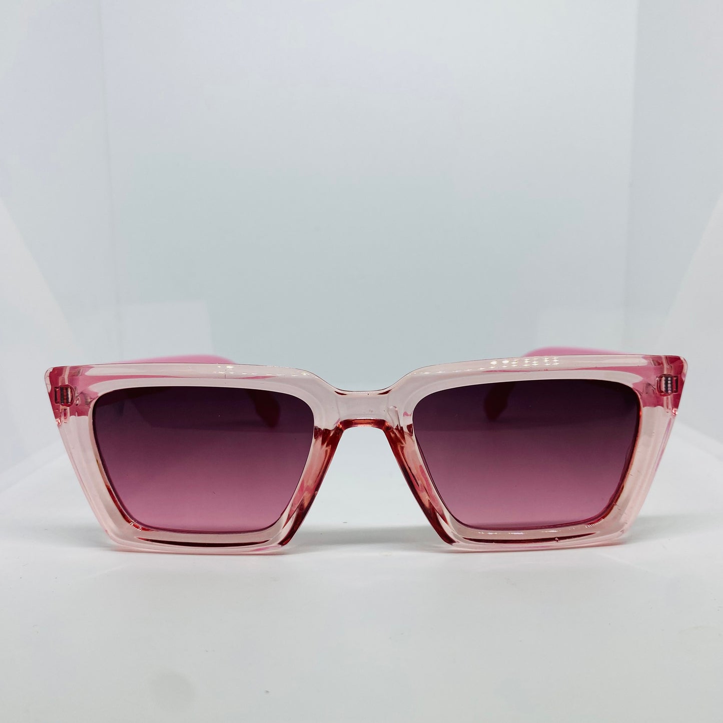 TRANSPARENT PINK