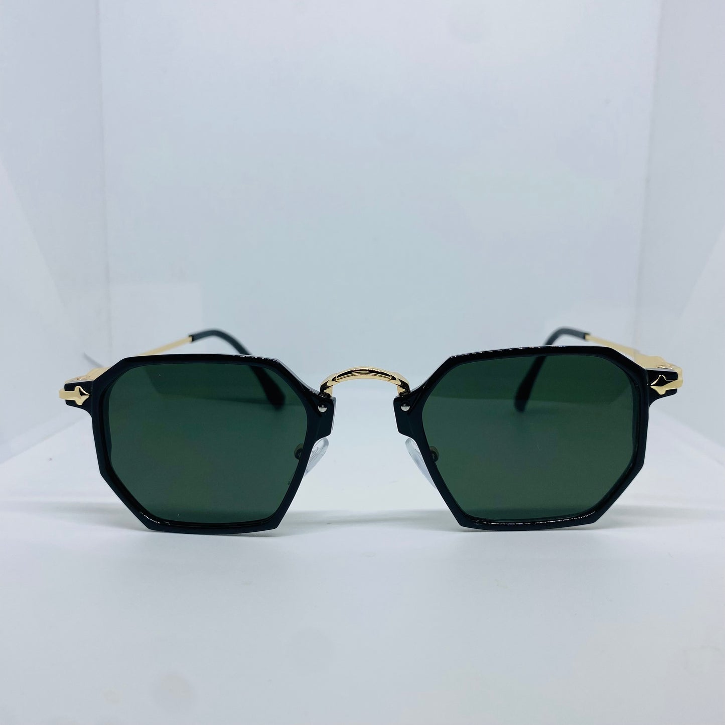GOLD WITH GREEN
