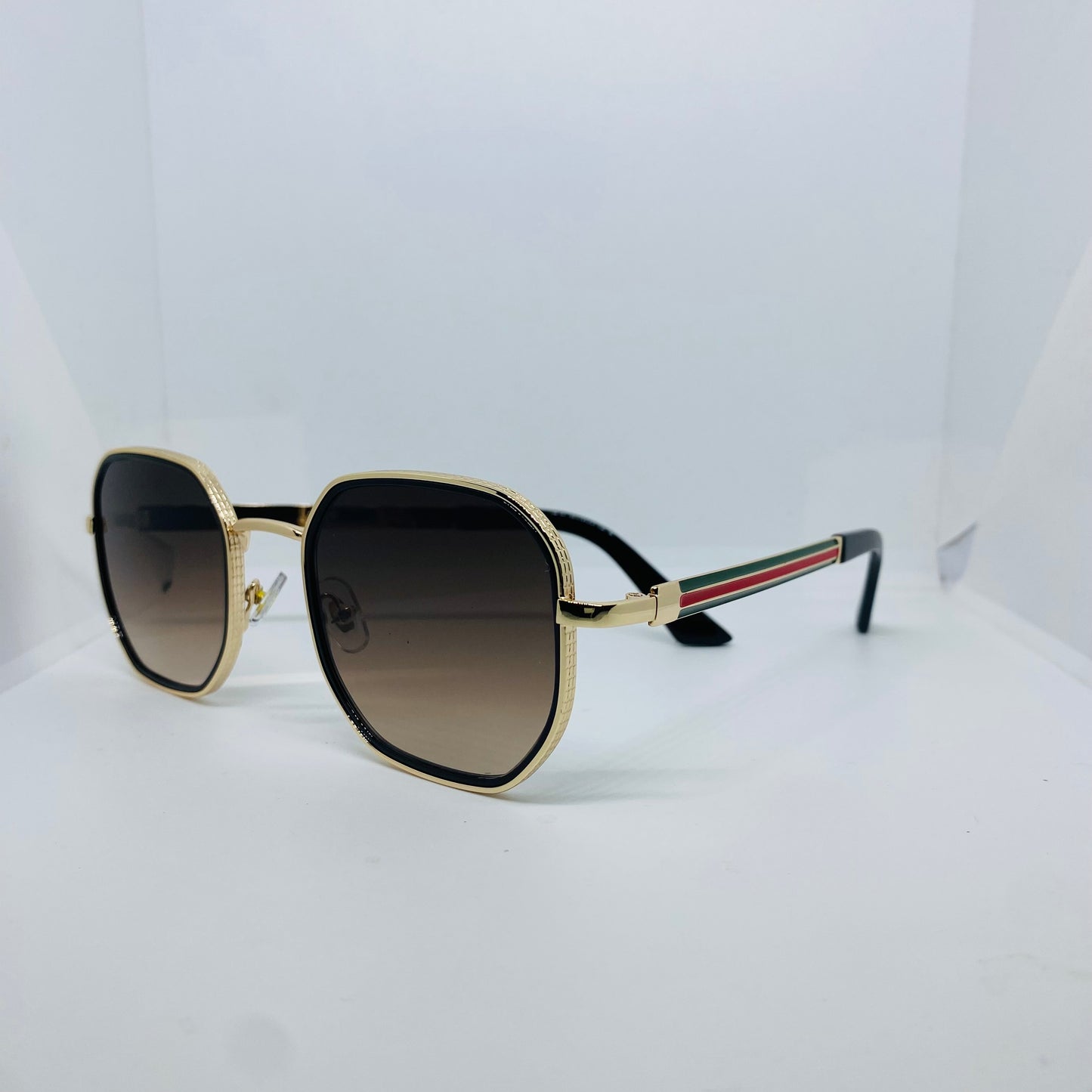 GOLD WITH BROWN