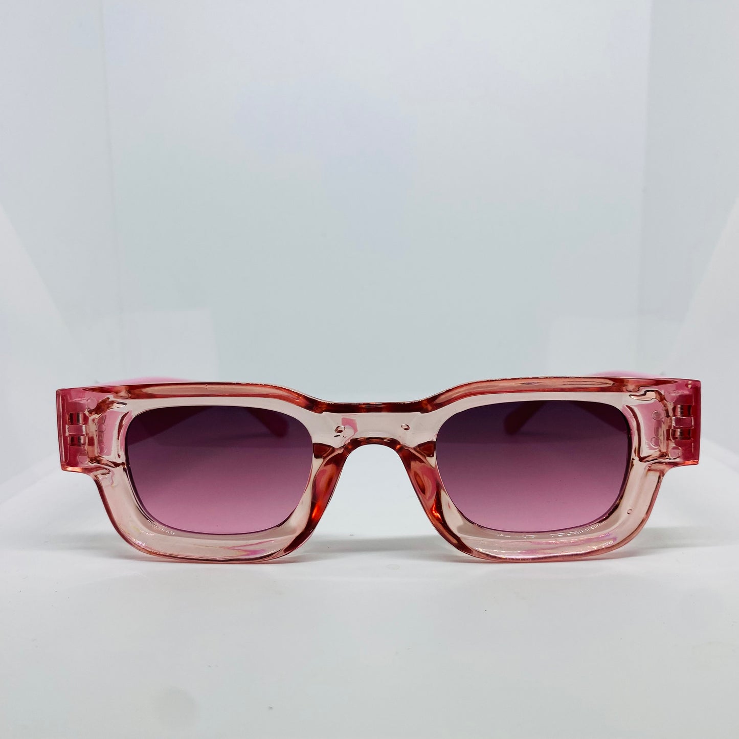 TRANSPARENT PINK