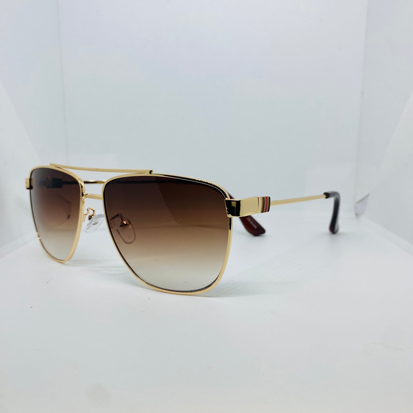 GOLD WITH BROWN