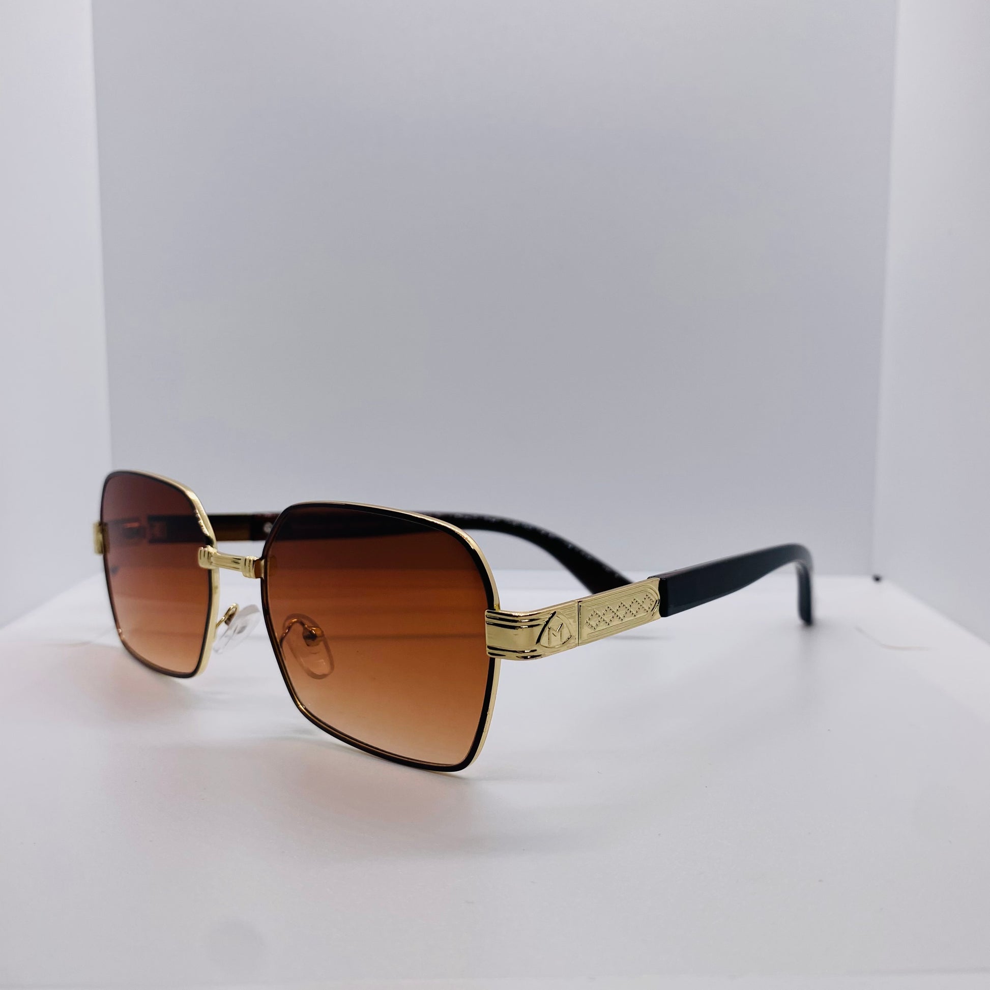 GOLD WITH BROWN
