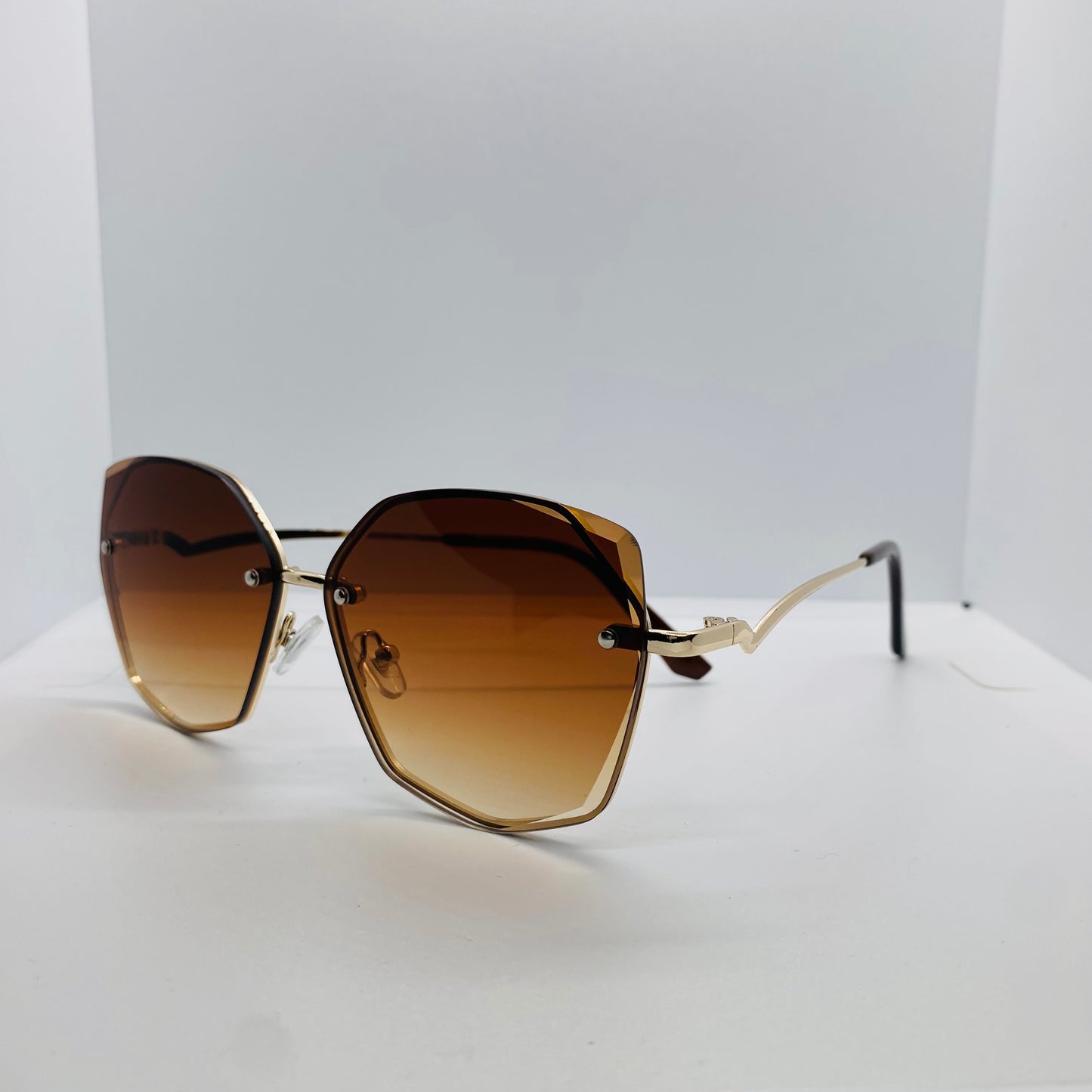 GOLD WITH BROWN