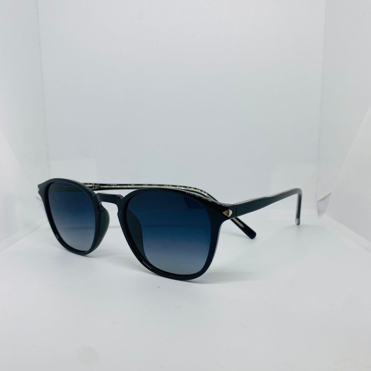 BLACK WITH BLUE 