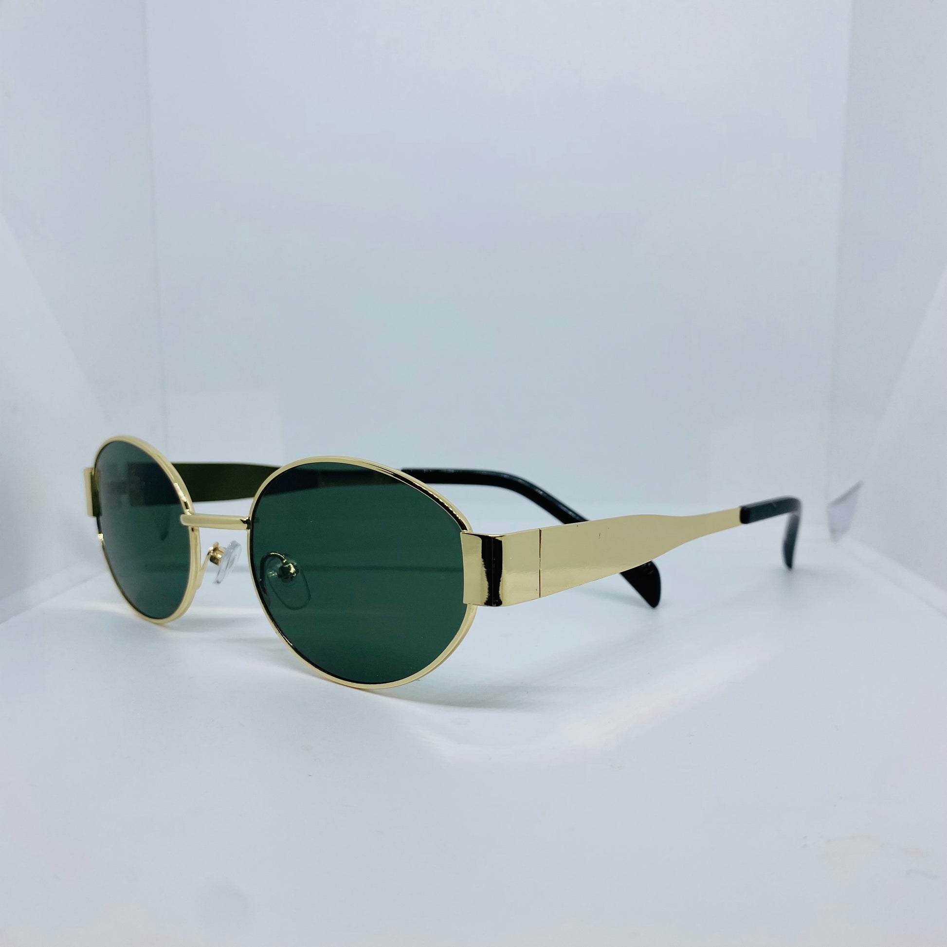 GOLD WITH GREEN 
