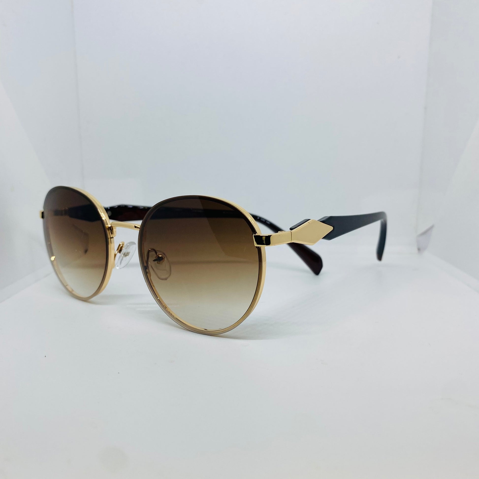 GOLD WITH BROWN