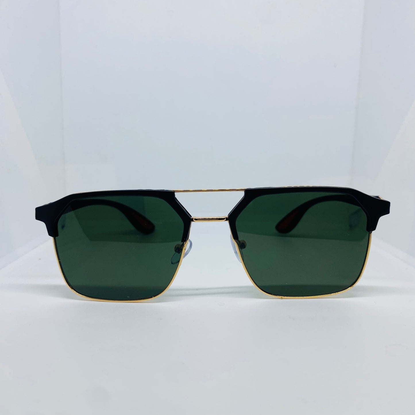 GOLD WITH GREEN