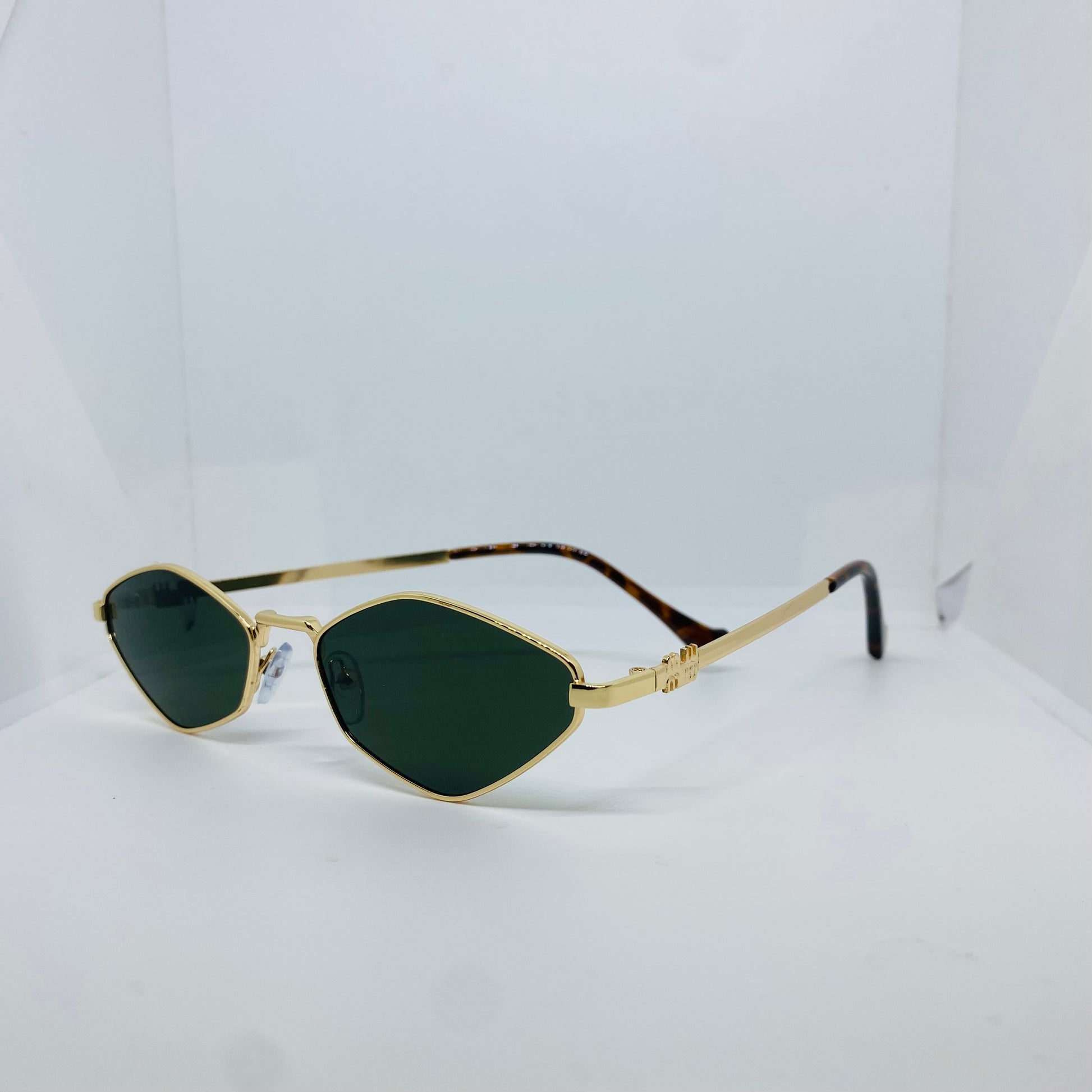 GOLD WITH GREEN