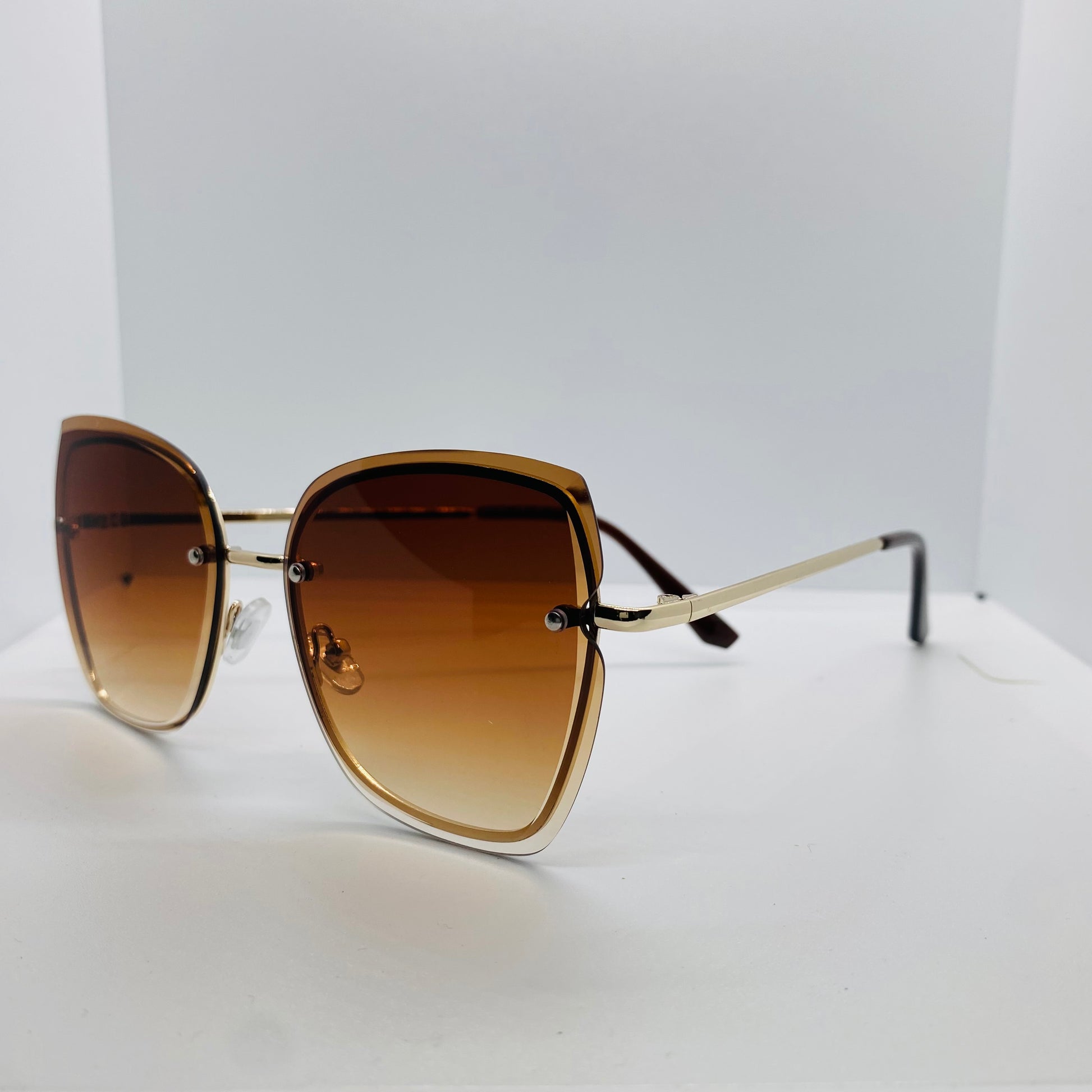 GOLD WITH BROWN