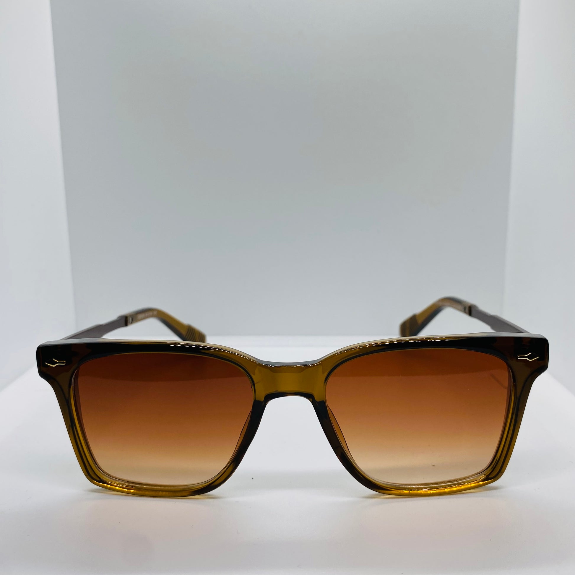 TRANPARENT BROWN