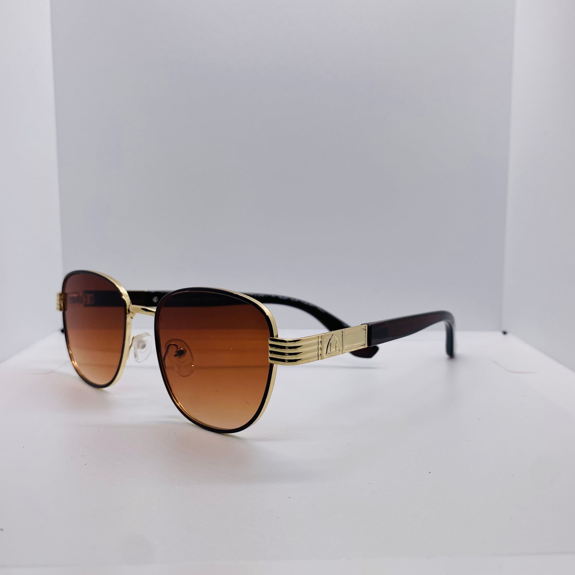 GOLD WITH BROWN