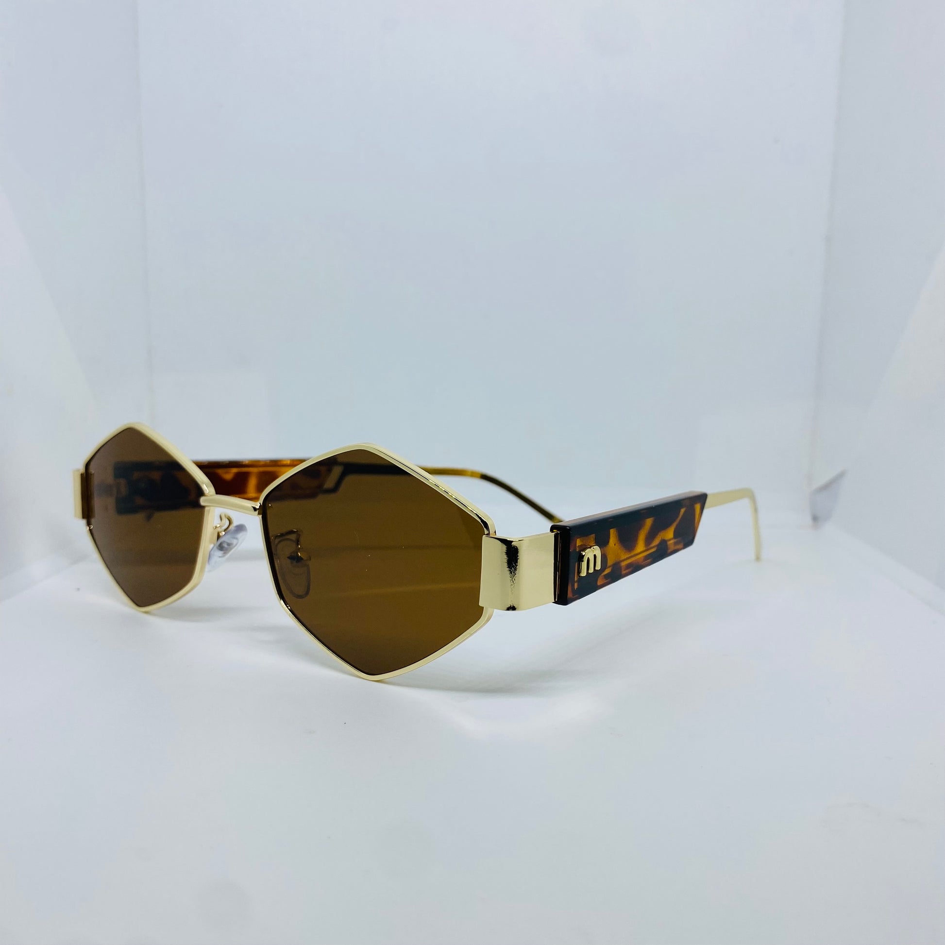 GOLD WITH BROWN