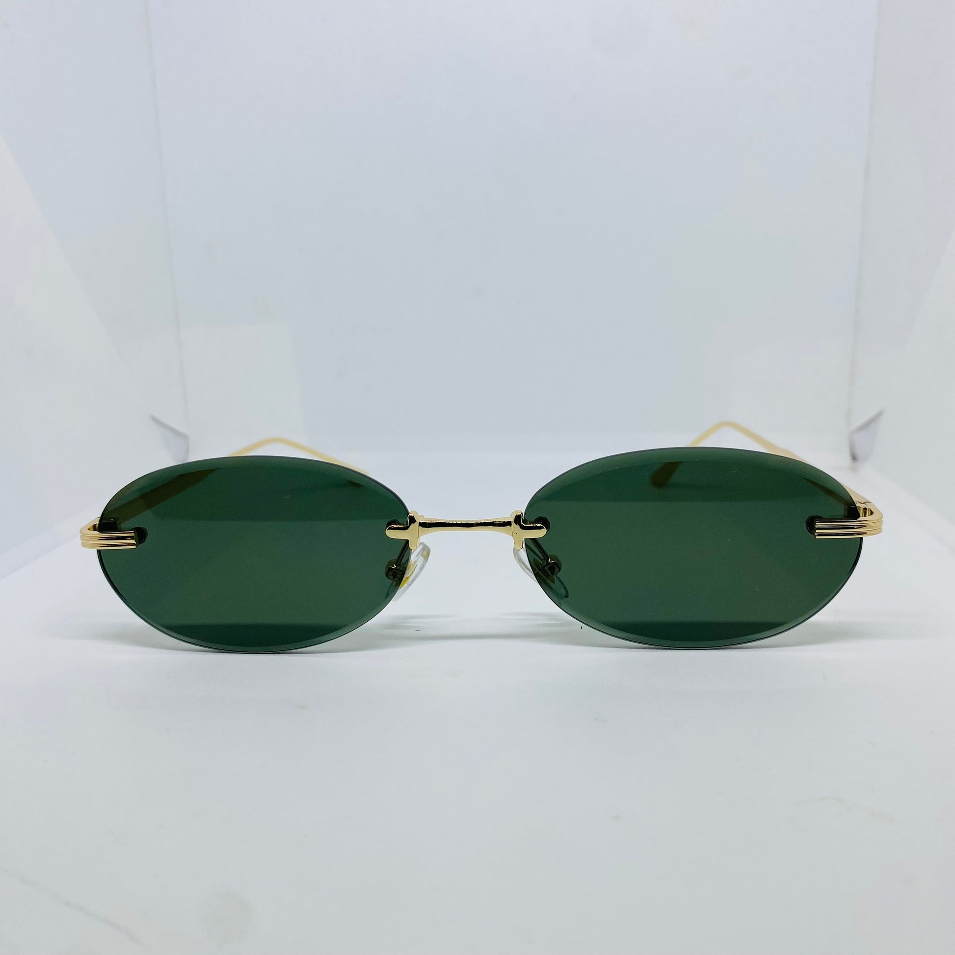 GOLD WITH GREEN