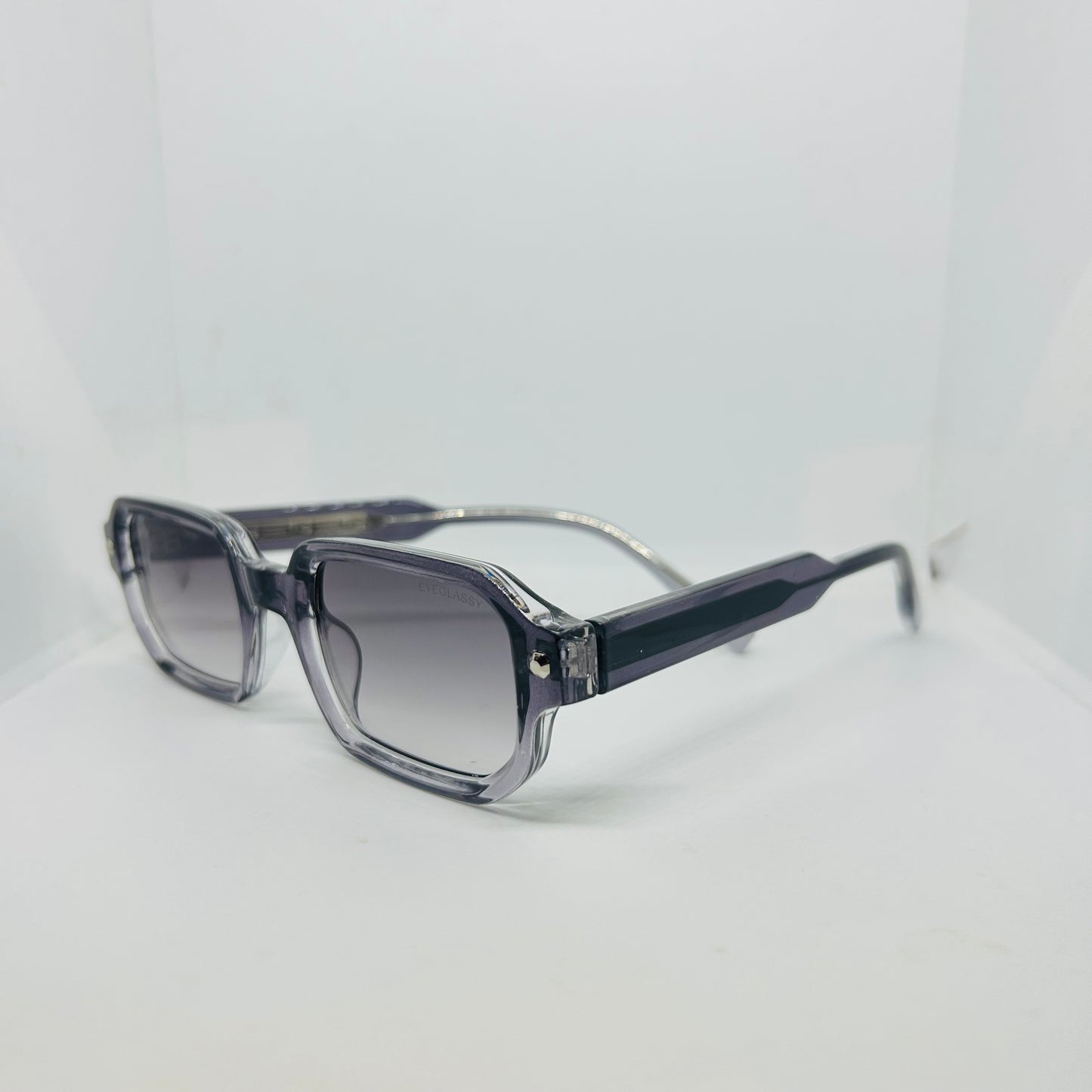 AURIX BY EYEGLASSY