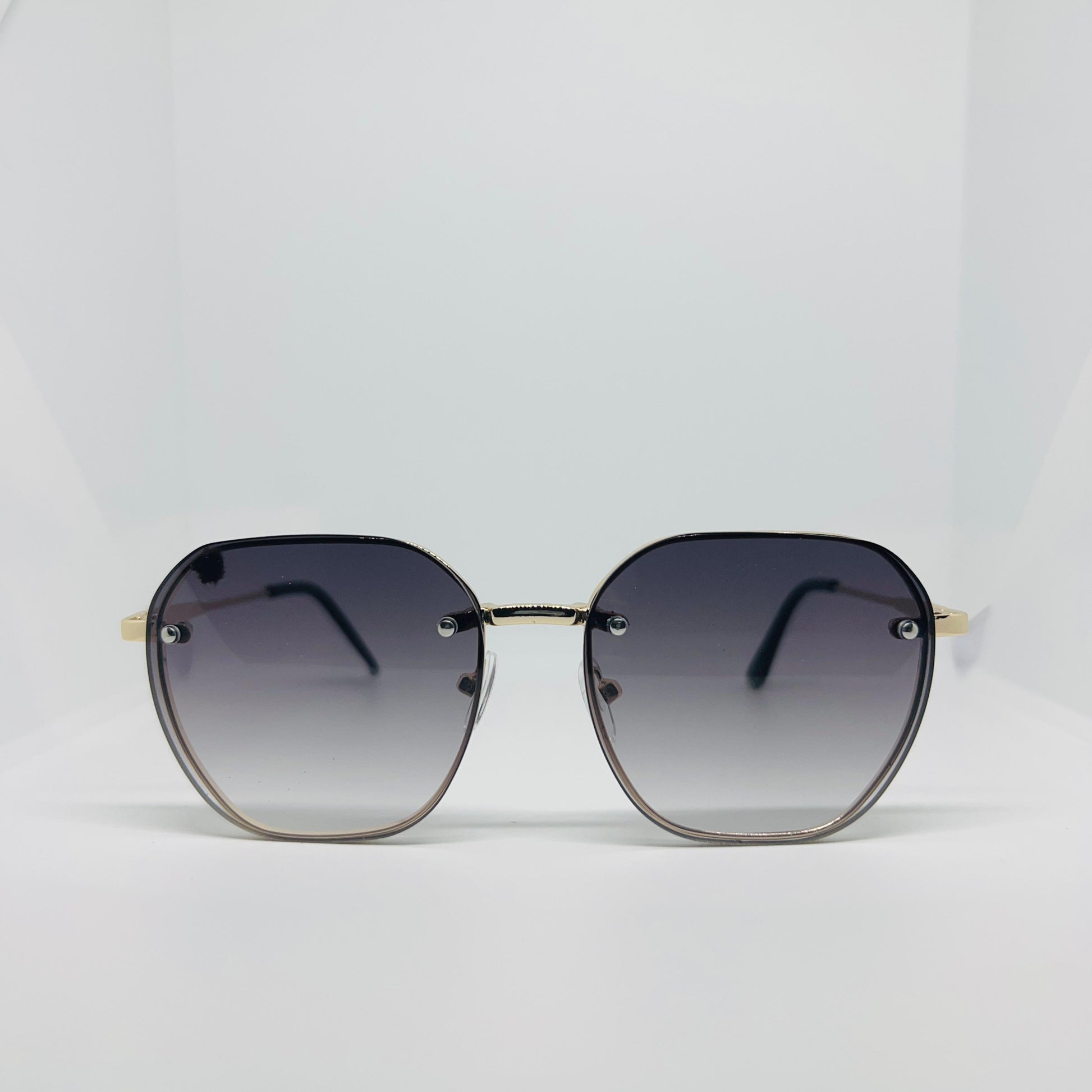 BLACK WIITH GOLD