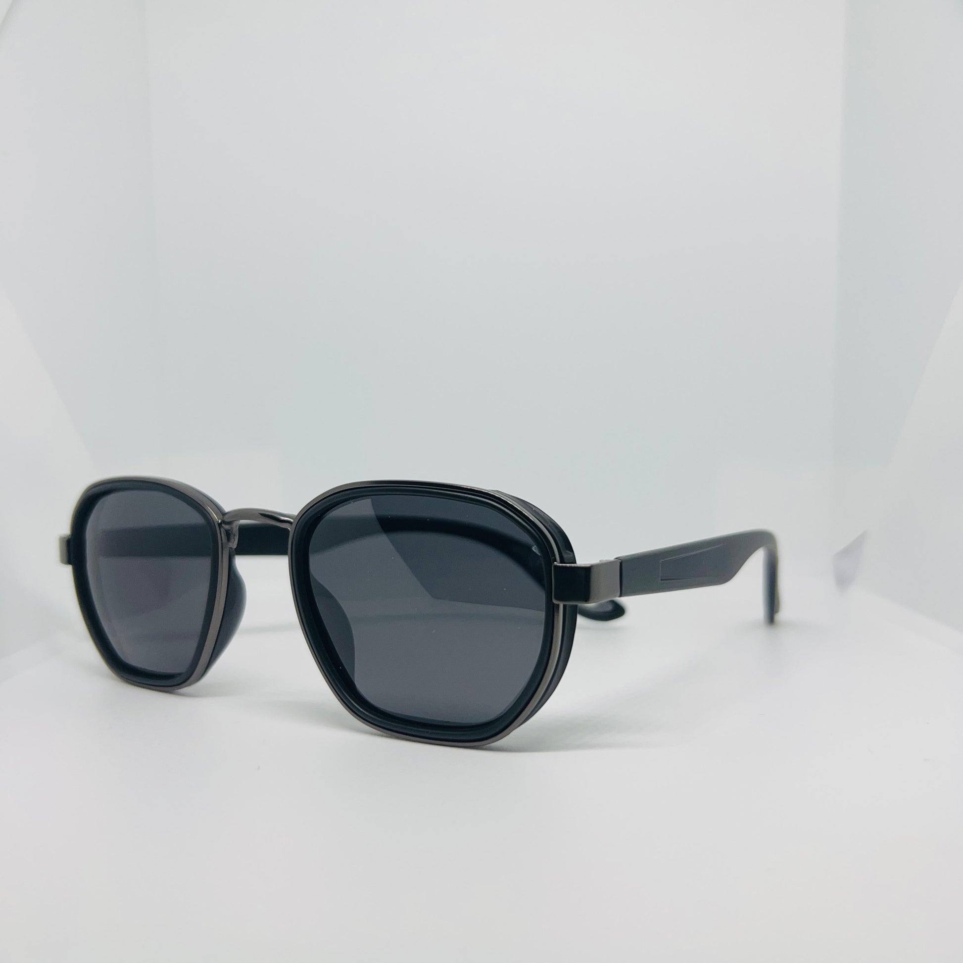 BALCK